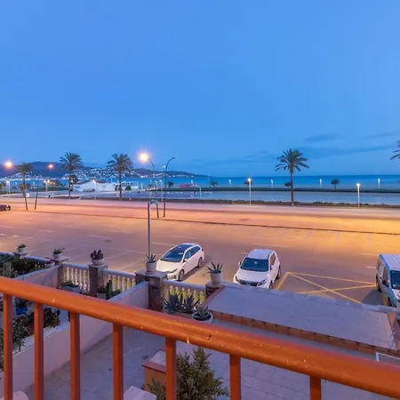 Empurialola -apartamento En Primera Linea De Mar -163 דירה