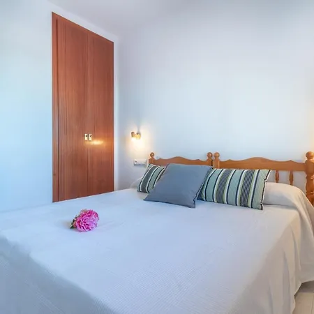 Empurialola -apartamento En Primera Linea De Mar -163 דירה